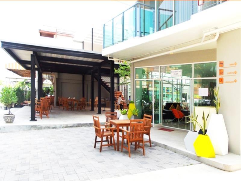 Hotel La Casa à Pattaya Extérieur photo