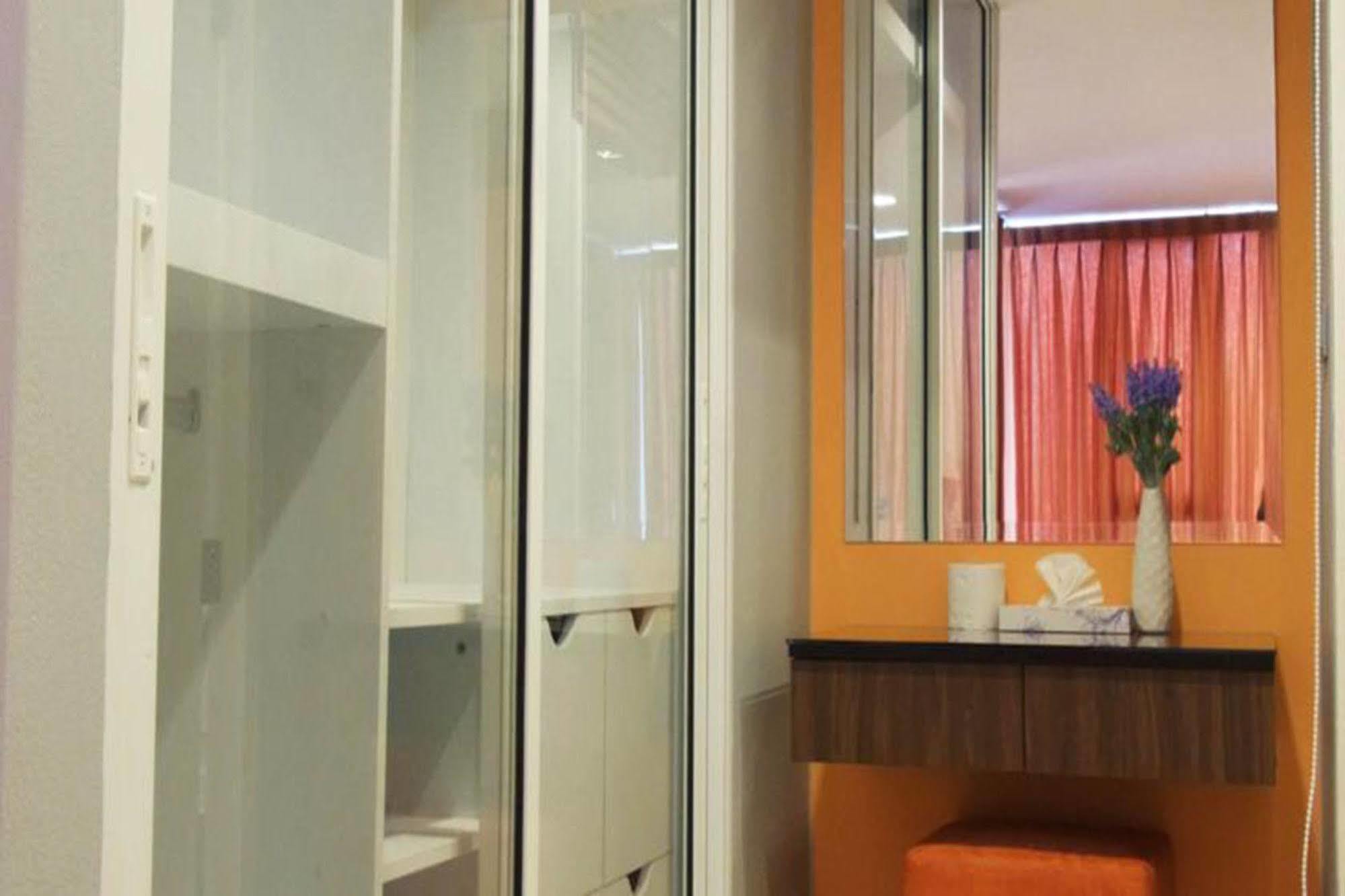 Hotel La Casa à Pattaya Extérieur photo